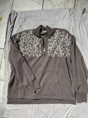 Free People Women's Gray Quarter-Zip with appliqué
